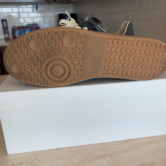 Black/ Brown low top Replica Sneaker - Picture 8 of 11